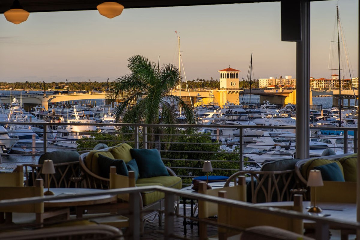 Bar Capri — supplied business image