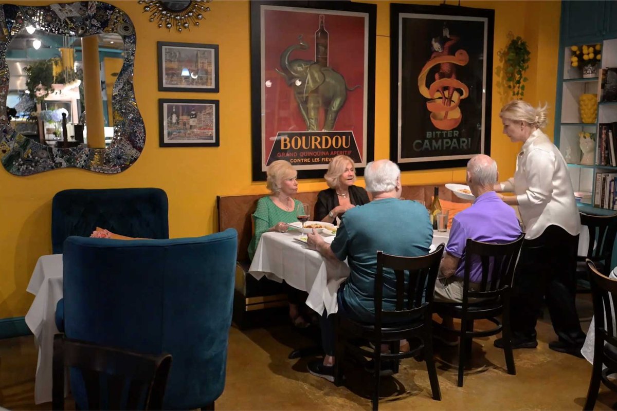 Belle & Maxwell's American /Italian restaurant — supplied business image