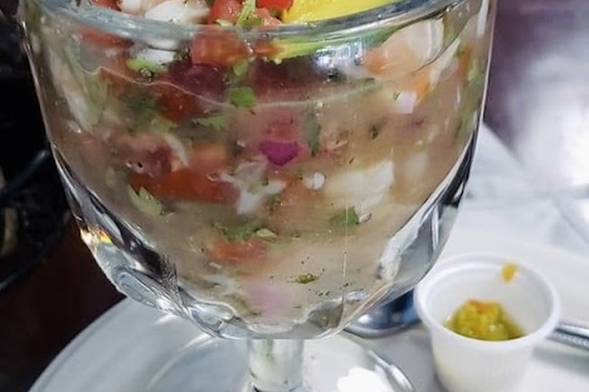El Buen Pescador 1 — supplied business image