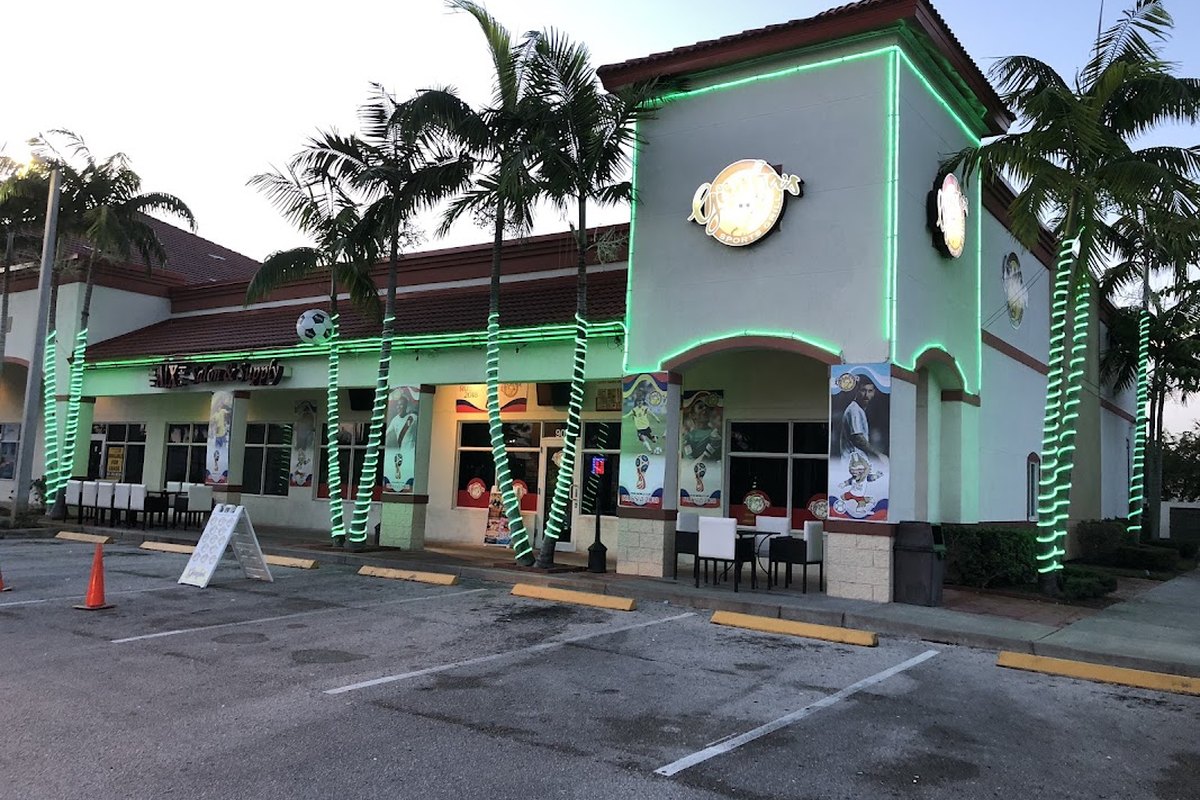 Girafa's Sports GRILL — supplied business image