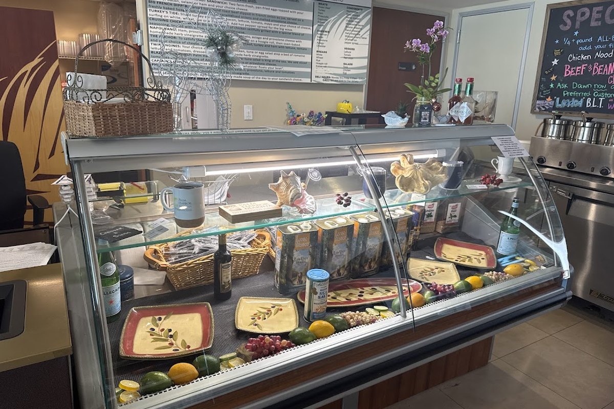 Gourmet Deli at Palm Harbor Marina — supplied business image