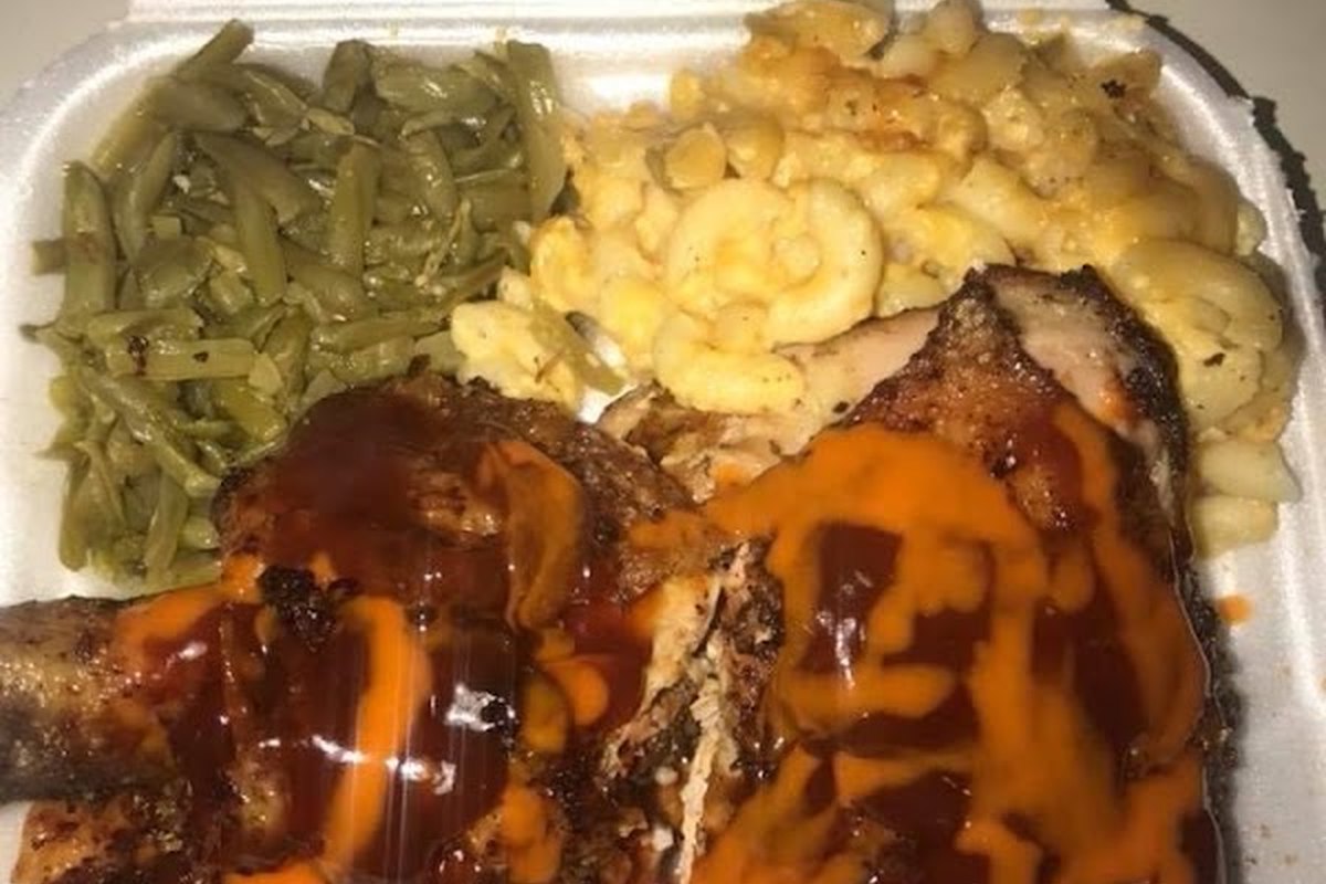 Papi's Restaurant On Wheels (Soul Food) Catering — supplied business image