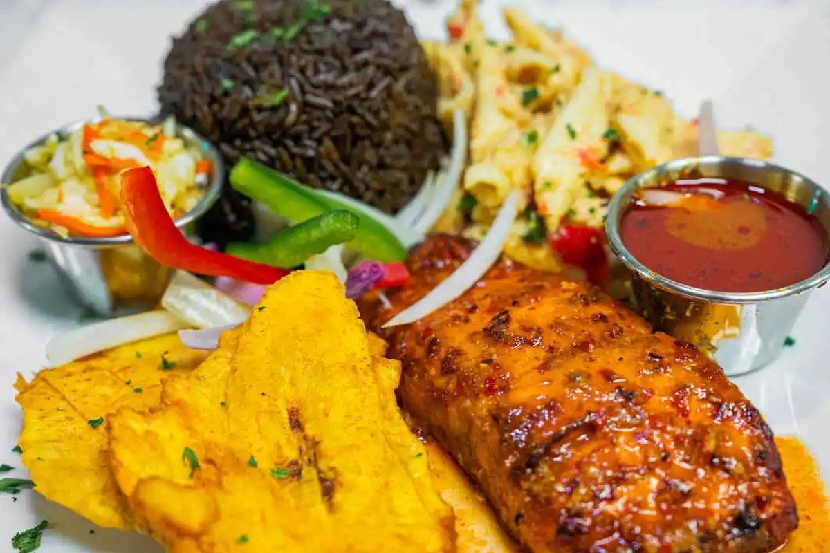 Pearl Of the Island Restaurant & Patio — supplied business image