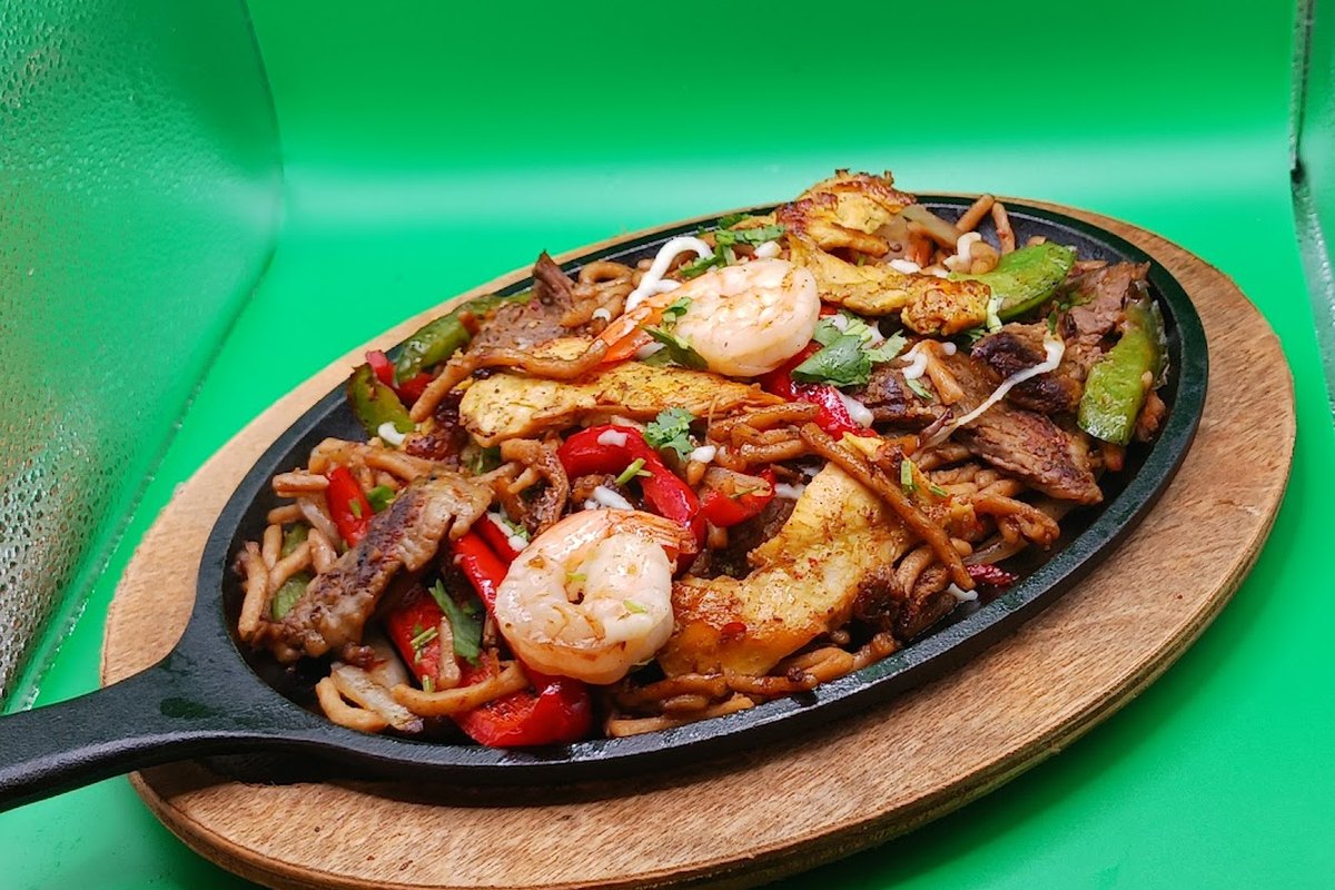 Restaurante La ventanita #1 latina — supplied business image