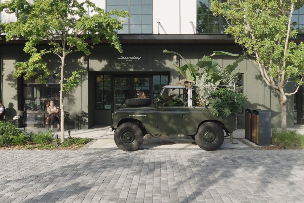 Sunday Motor Co. Cafe — supplied business image