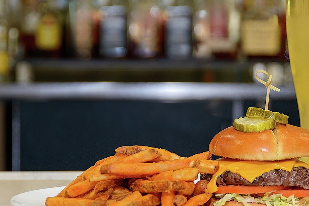 Gecko's Kitchen and Bar West Palm Beach — supplied business image