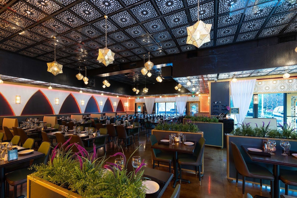 La Vie Lebanese Restaurant — supplied business image