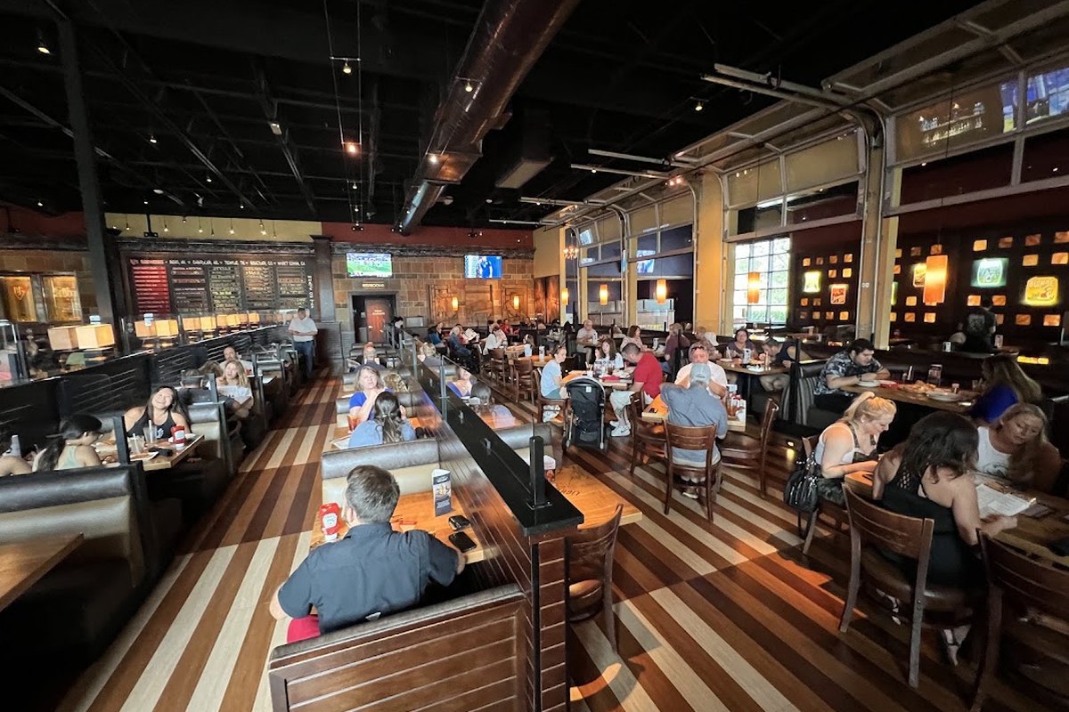 BJ's Restaurant & Brewhouse — supplied business image