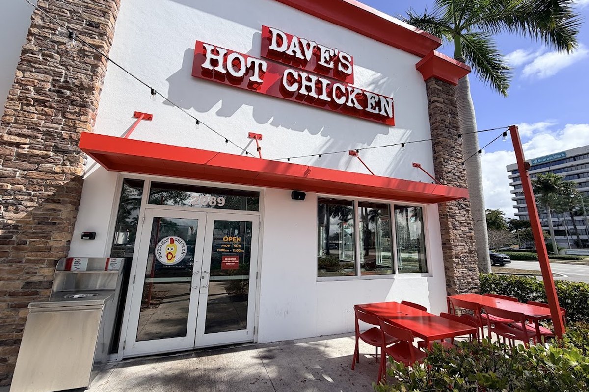 Dave's Hot Chicken — supplied business image