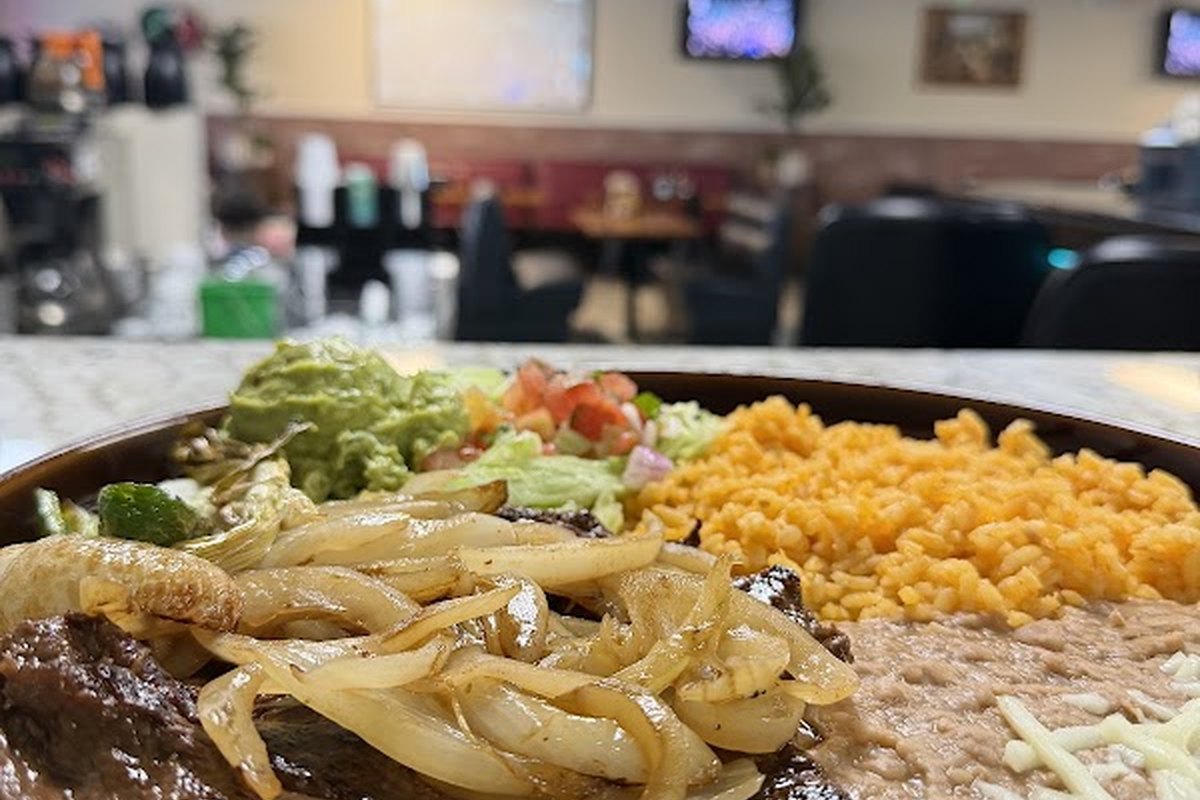 El Mezcal Mexican Restaurant — supplied business image