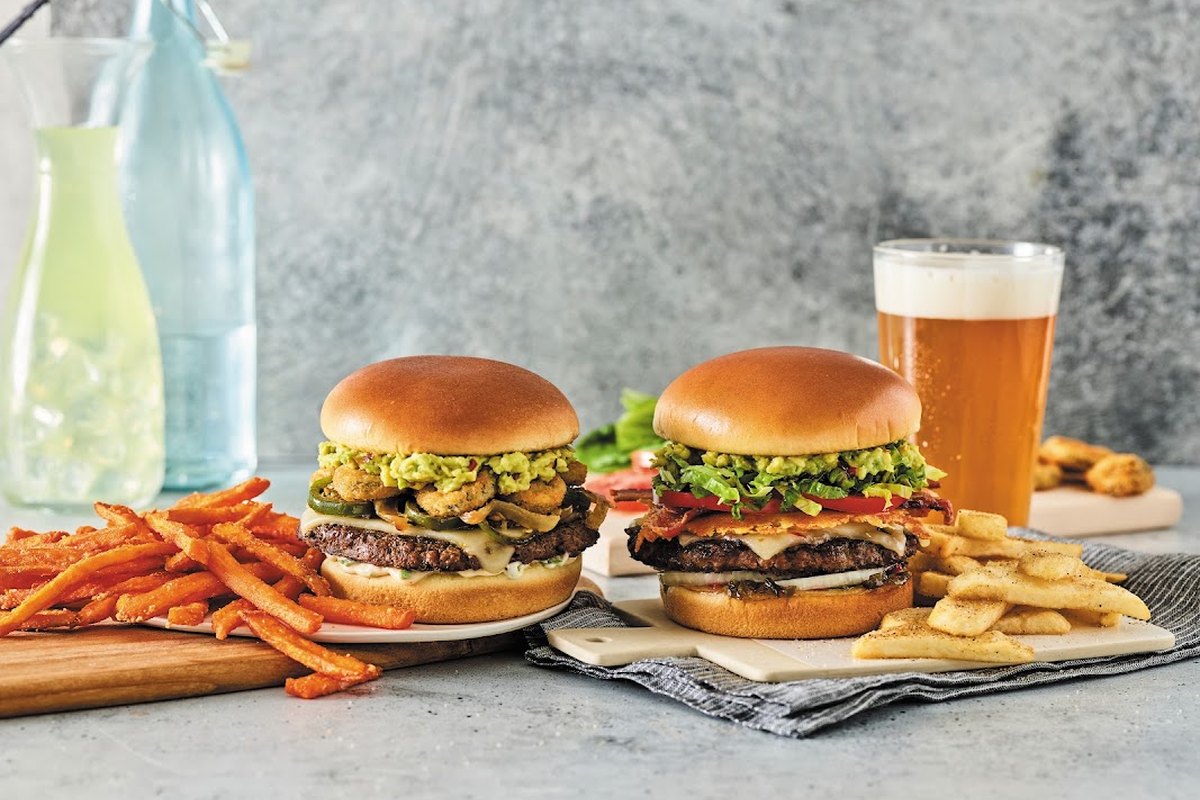 Red Robin Gourmet Burgers and Brews — supplied business image