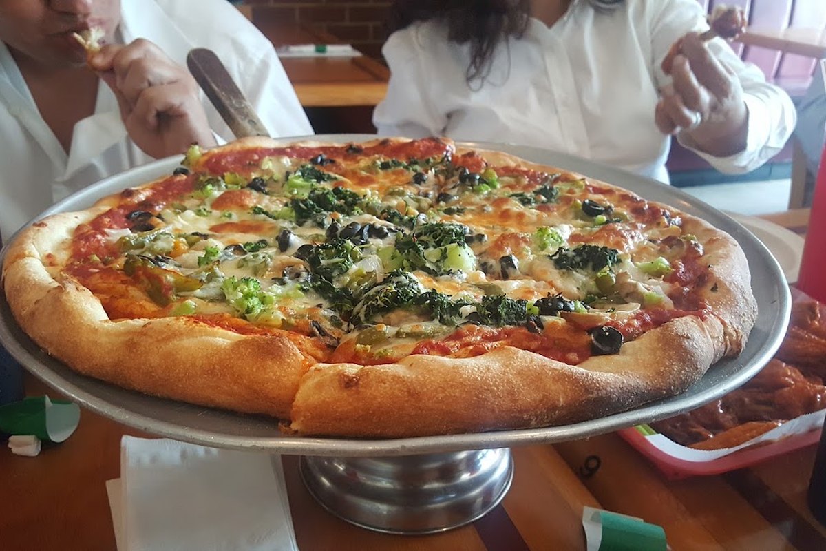 Romeo's Pizza & Restaurant — supplied business image