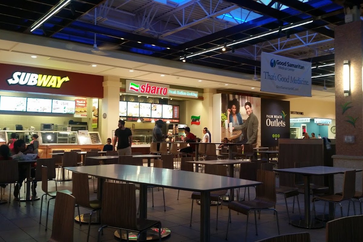 Sbarro Palm Beach Outlets — supplied business image