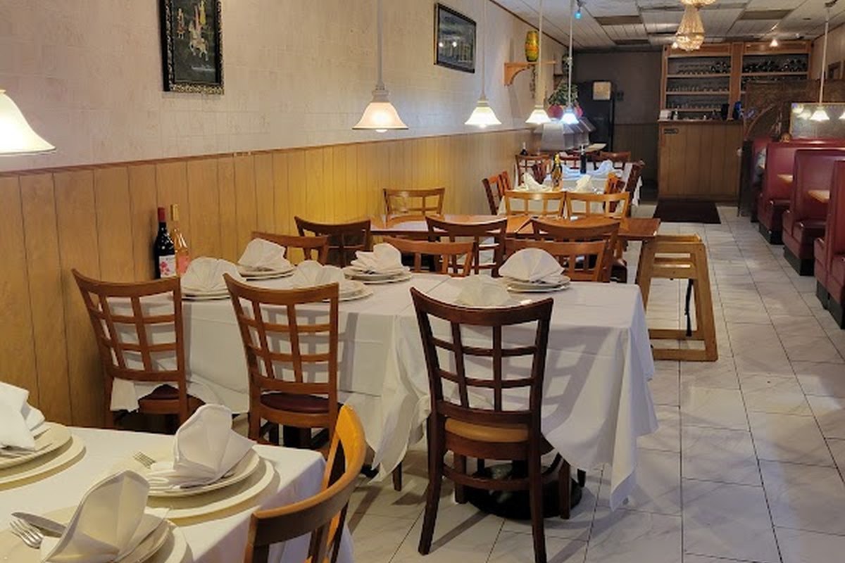 Taj Mahal Indian Cuisine Inc — supplied business image